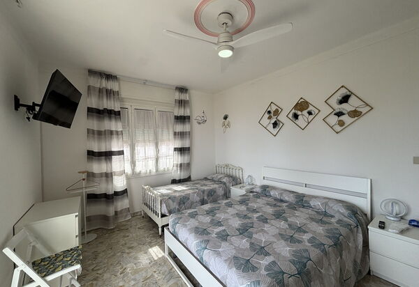 Casa Mimin, Vista Mare, Adults Only, Sanremo: Autunno, Camera da letto, Estate, Primavera