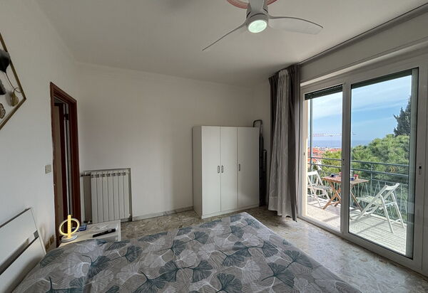 Casa Mimin, Vista Mare, Adults Only, Sanremo: Autunno, Camera da letto, Estate, Primavera