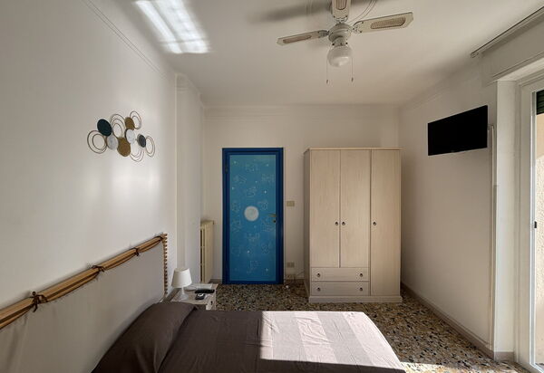 Casa Mimin, Vista Mare, Adults Only, Sanremo: Autunno, Camera da letto, Estate, Primavera