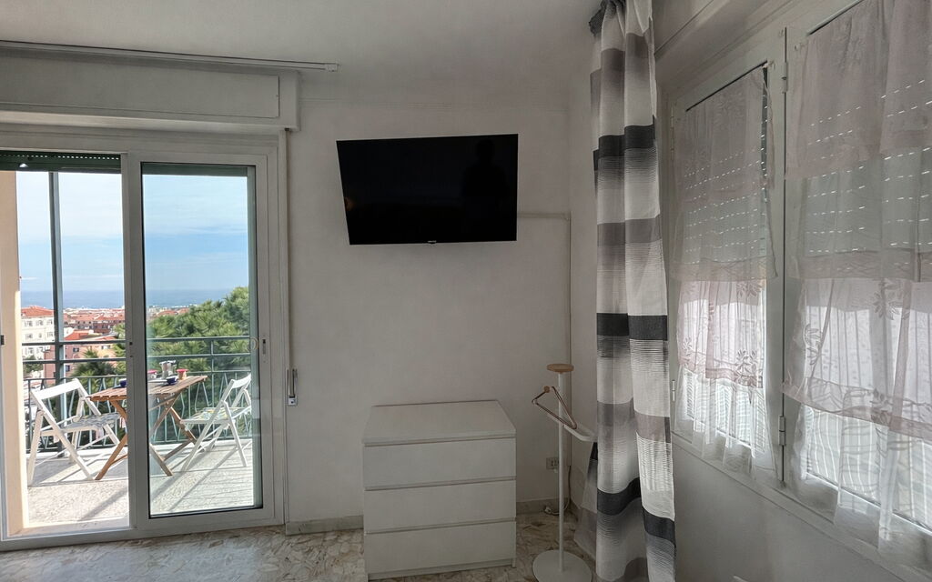 Casa Mimin, Vista Mare, Adults Only, Sanremo: Autumn, Spring, Summer