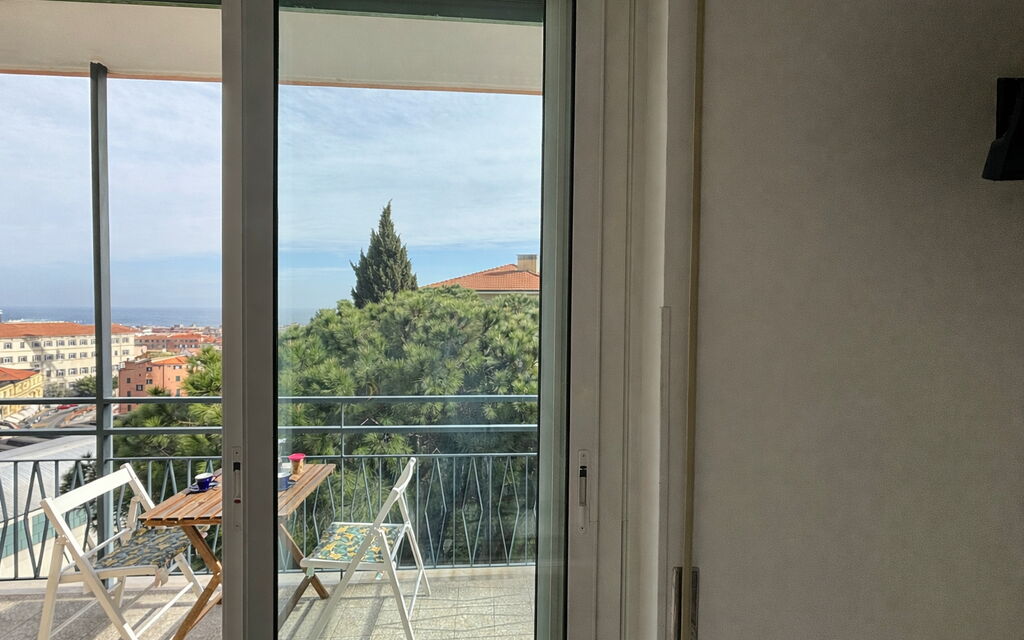 Casa Mimin, Vista Mare, Adults Only, Sanremo: Autumn, Balcony / Terrace / Patio, Spring, Summer