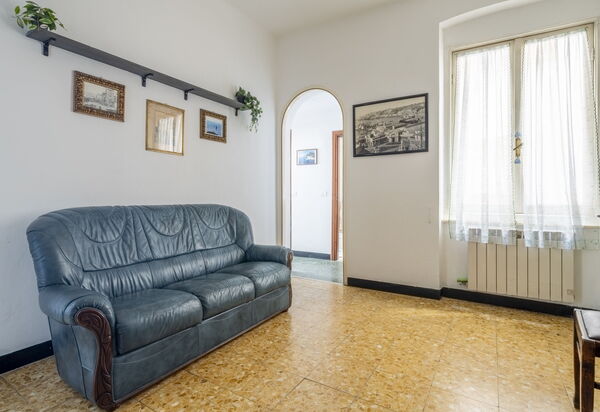 Da Federico, Apartment Genova Brignole: Autunno, Estate, Primavera, Soggiorno