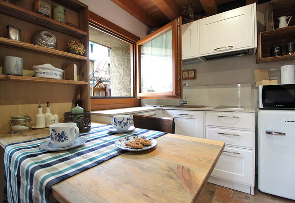 La Casetta dei Palù, Valdobbiadene: Autumn, Kitchen, Spring, Summer, Winter