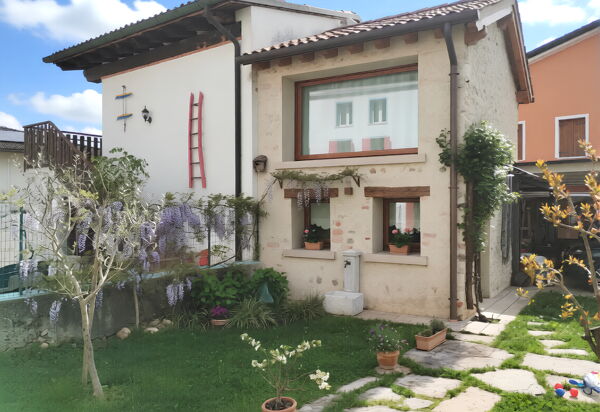 La Casetta dei Palù, Valdobbiadene: Autumn, Building Exterior, Garden, Outdoor, Spring, Summer, Winter