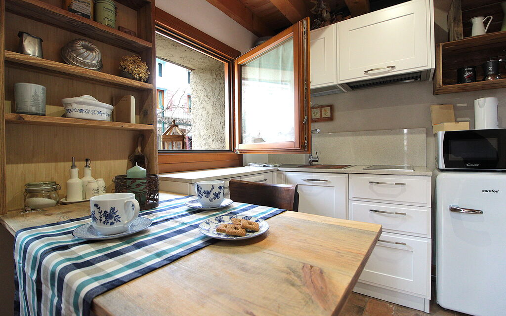 La Casetta dei Palù, Valdobbiadene: Autumn, Kitchen, Spring, Summer, Winter