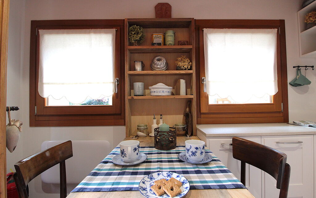 La Casetta dei Palù, Valdobbiadene: Autumn, Dining Room, Kitchen, Spring, Summer, Winter