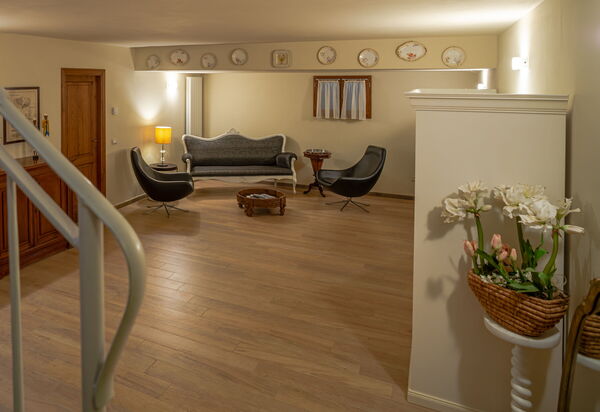 Villa Bolgheri Vermentino Castagneto Carducci: Autunno, Estate, Primavera, Soggiorno