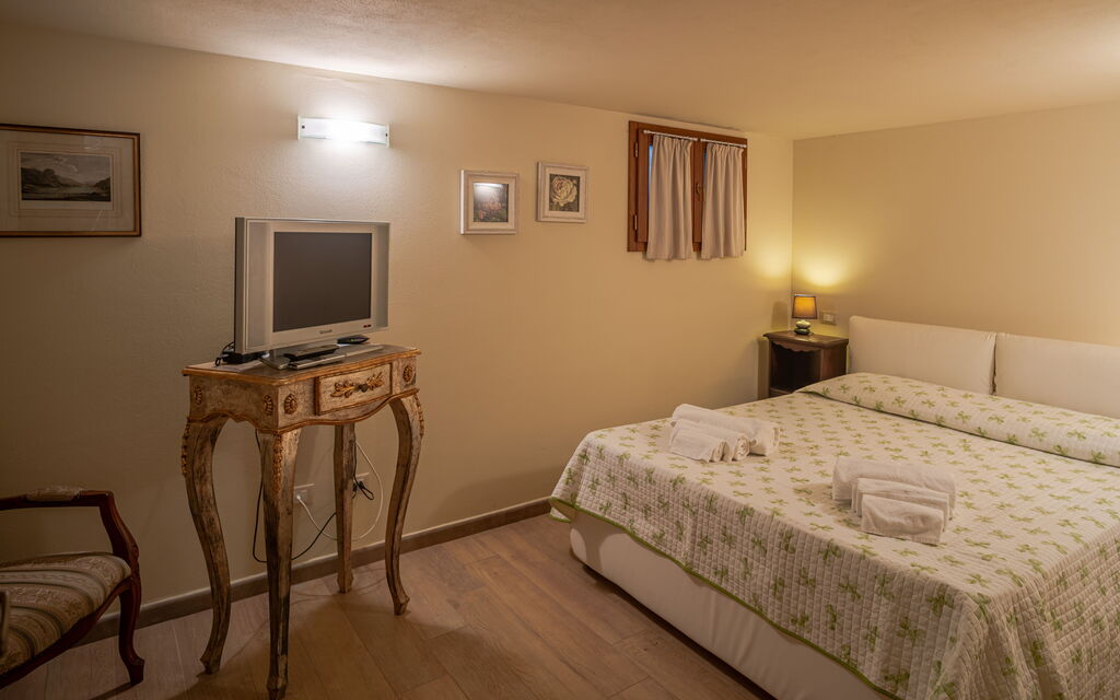 Villa Bolgheri Vermentino Castagneto Carducci: Autumn, Bedroom, Spring, Summer