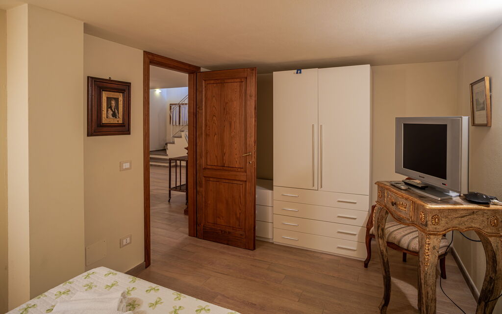 Villa Bolgheri Vermentino Castagneto Carducci: Autumn, Bedroom, Spring, Summer