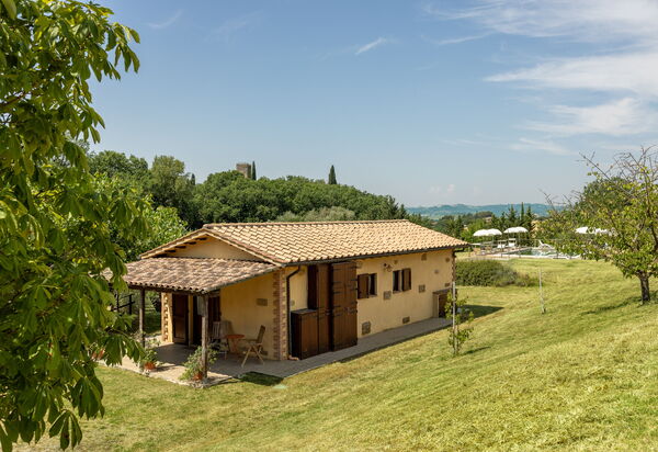 Il Giuncheto, Pool, Amazing View, Umbrian Countryside: Autumn, Main Entrance, Spring, Summer