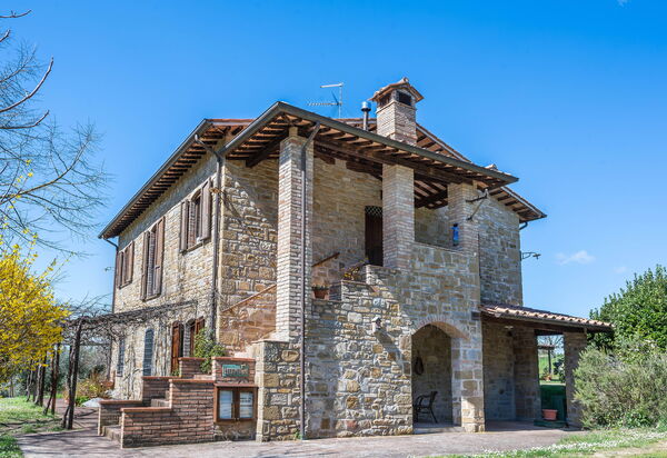 Il Giuncheto, Pool, Amazing View, Umbrian Countryside: Autumn, Main Entrance, Spring, Summer
