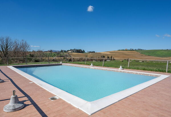 Il Giuncheto, Pool, Amazing View, Umbrian Countryside: Autumn, Pool, Spring, Summer