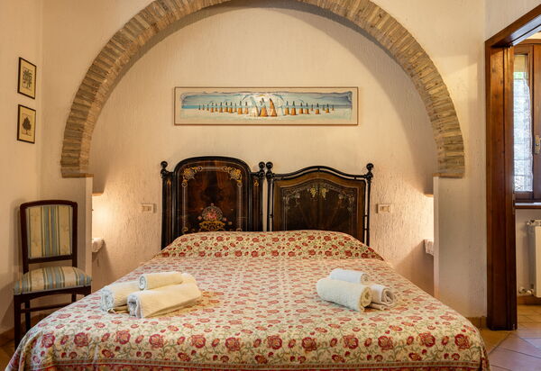 Il Giuncheto, Pool, Amazing View, Umbrian Countryside: Autumn, Bedroom, Spring, Summer