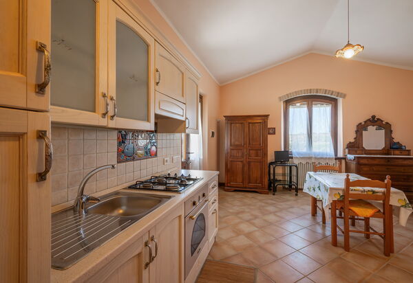 Il Giuncheto, Pool, Amazing View, Umbrian Countryside: Autumn, Dining Room, Kitchen, Spring, Summer