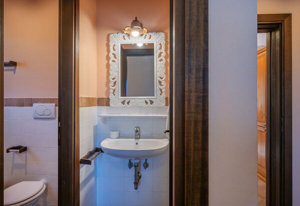 Il Giuncheto, Pool, Amazing View, Umbrian Countryside: Autumn, Bathroom, Spring, Summer