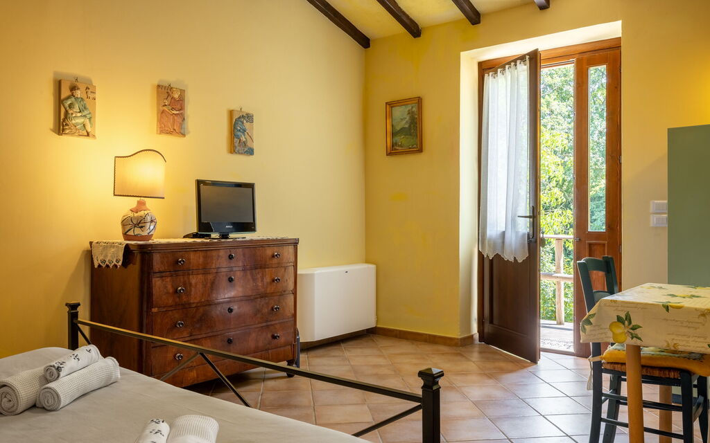 Il Giuncheto Apartments, Pool, Umbrian Countryside - : Autunno, Camera da letto, Cucina, Estate, Primavera