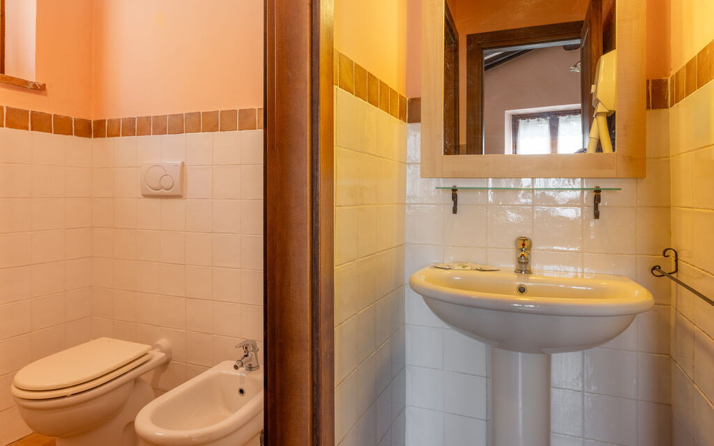 Il Giuncheto Apartments, Pool, Umbrian Countryside - : Autunno, Bagno, Estate, Primavera