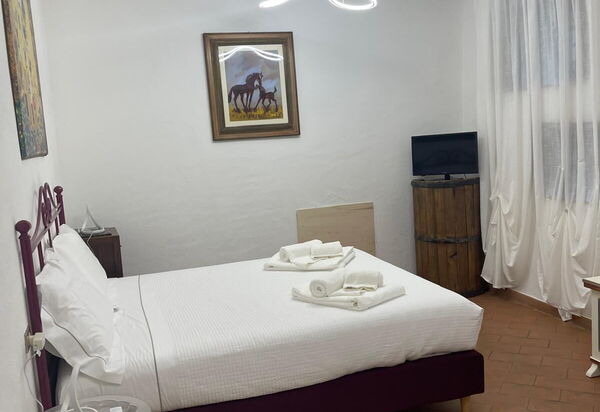 Borgo Antico, Pool, Barberino del Mugello: Autunno, Camera da letto, Estate, Inverno, Primavera