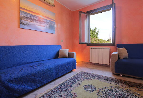 Villa Camerini, Nature, Bikes and Beaches: Autumn, Living Room, Spring, Summer