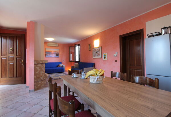 Villa Camerini, Nature, Bikes and Beaches: Autumn, Living Room, Spring, Summer