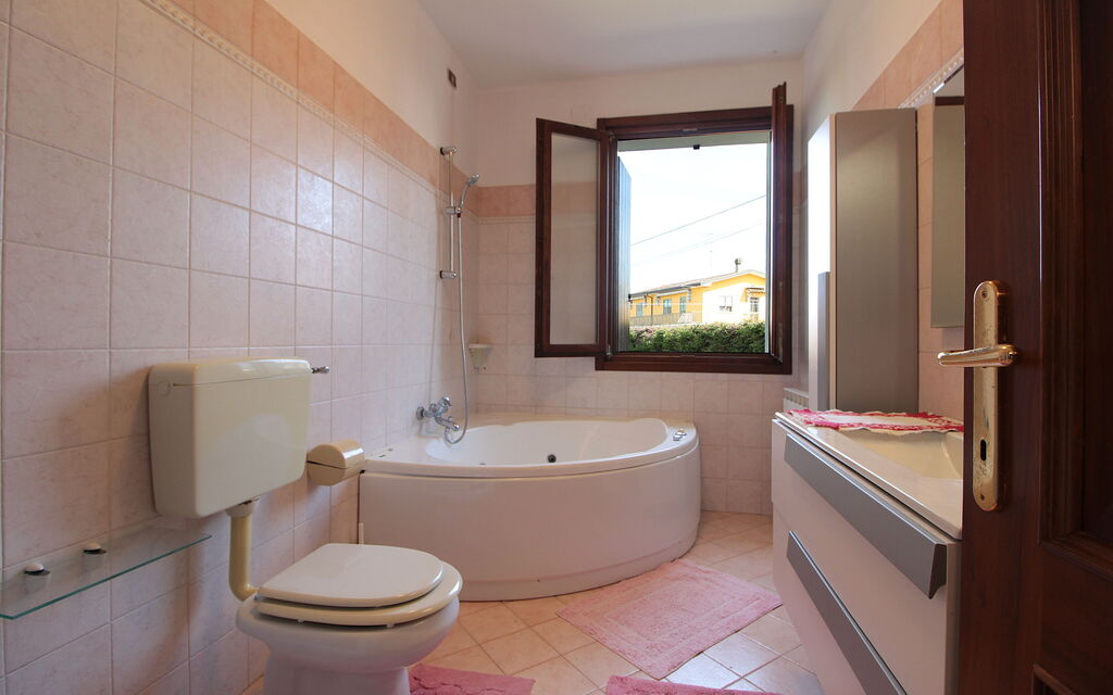 Villa Camerini, Nature, Bikes and Beaches: Autumn, Spring, Summer