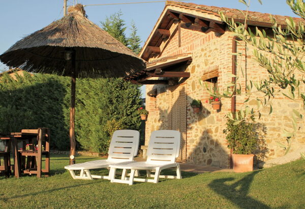 Terre di Giano Private Pool and View, Umbria: Autumn, Garden, Spring, Summer