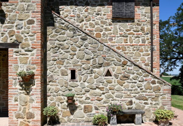 Terre di Giano Private Pool and View, Umbria: Autumn, Garden, Spring, Summer