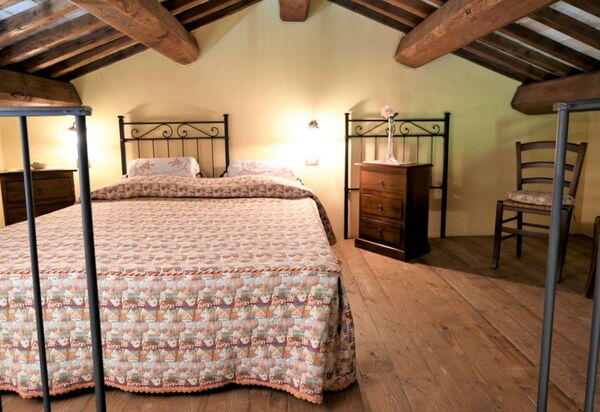 Terre di Giano Private Pool and View, Umbria: Autumn, Bedroom, Spring, Summer