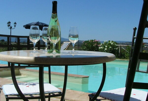 Terre di Giano Private Pool and View, Umbria: Autumn, Pool, Spring, Summer