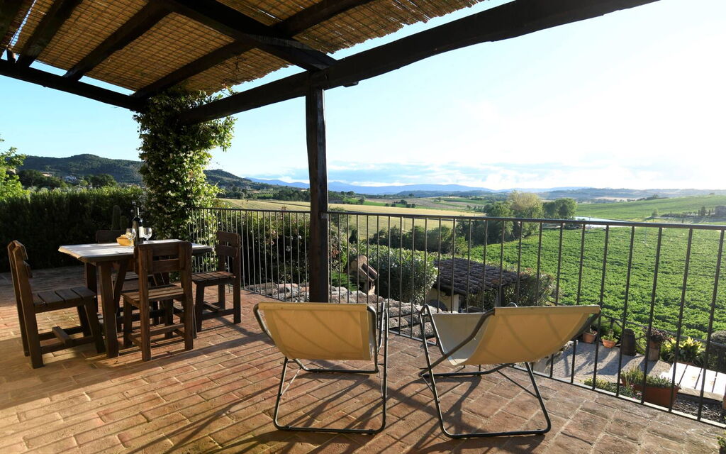 Terre di Giano Private Pool and View, Umbria: Autumn, Garden, Spring, Summer