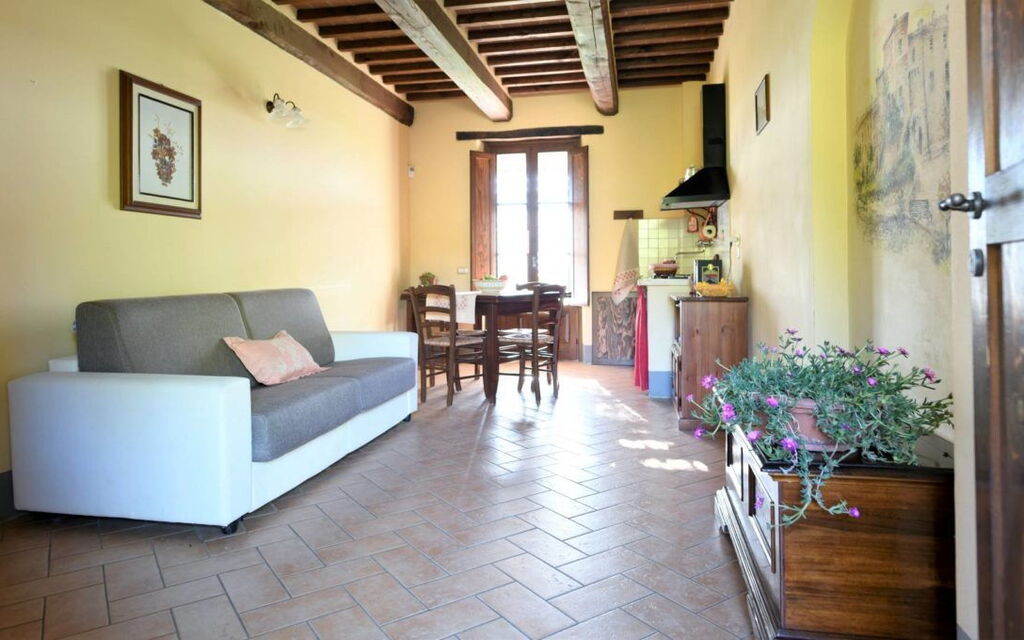 Terre di Giano Private Pool and View, Umbria: Autumn, Dining Room, Kitchen, Living Room, Spring, Summer