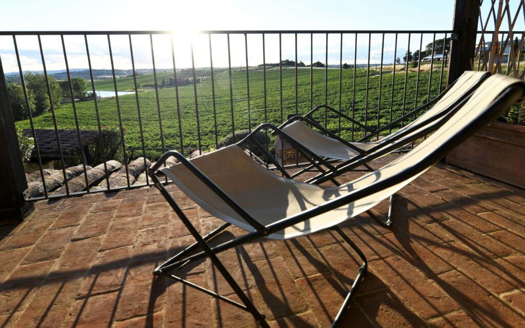 Terre di Giano Private Pool and View, Umbria: Autumn, Spring, Summer