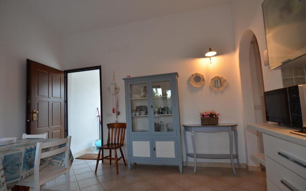 Appartamento Tamara, Budoni: Autunno, Cucina, Estate, Primavera, Soggiorno