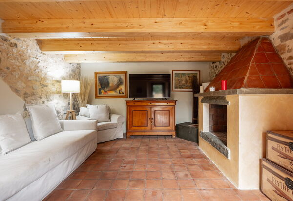 Il Casale di San Jacopo con Piscina Privata: Autumn, Living Room, Spring, Summer