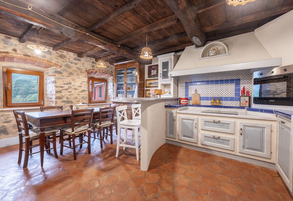 Il Casale di San Jacopo con Piscina Privata: Autumn, Kitchen, Spring, Summer