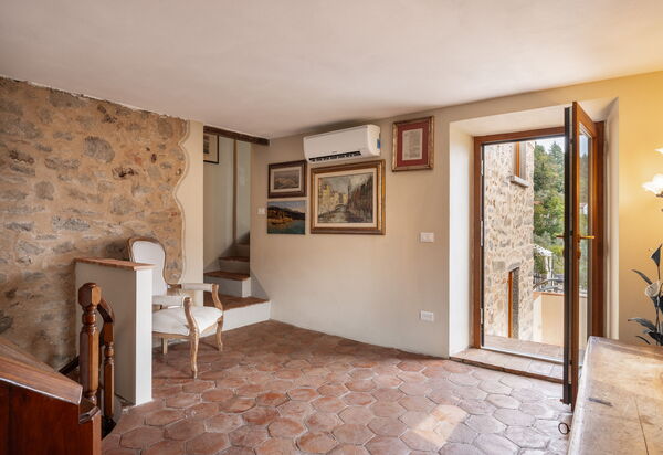 Il Casale di San Jacopo con Piscina Privata: Autumn, Main Entrance, Spring, Summer