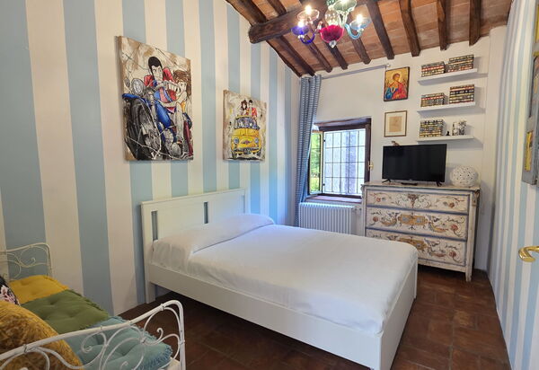 Il Casale di San Jacopo con Piscina Privata: Autumn, Bedroom, Spring, Summer