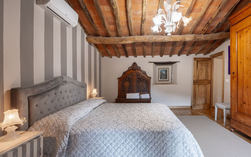 Il Casale di San Jacopo con Piscina Privata: Autunno, Camera da letto, Estate, Primavera