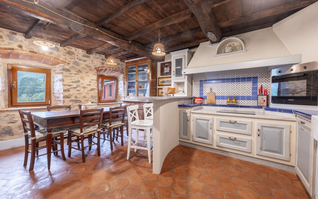 Il Casale di San Jacopo con Piscina Privata: Autunno, Cucina, Estate, Primavera