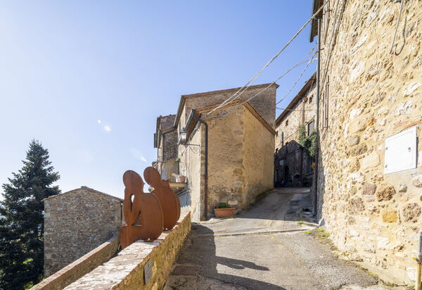 House in Sassa, Historic Tuscany Village, View: Autumn, Scenic View, Spring, Summer