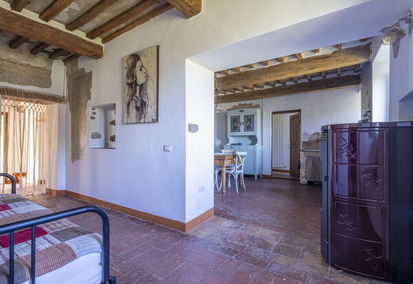 House in Sassa, Historic Tuscany Village, View: Autumn, Kitchen, Spring, Summer