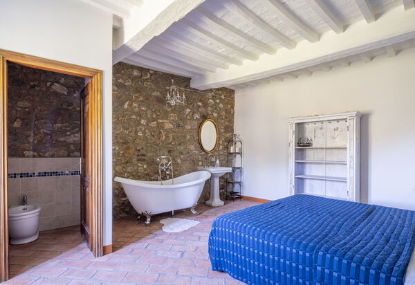 House in Sassa, Historic Tuscany Village, View: Autumn, Bedroom, Spring, Summer