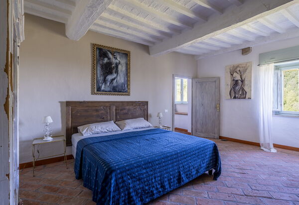 House in Sassa, Historic Tuscany Village, View: Autumn, Bedroom, Spring, Summer
