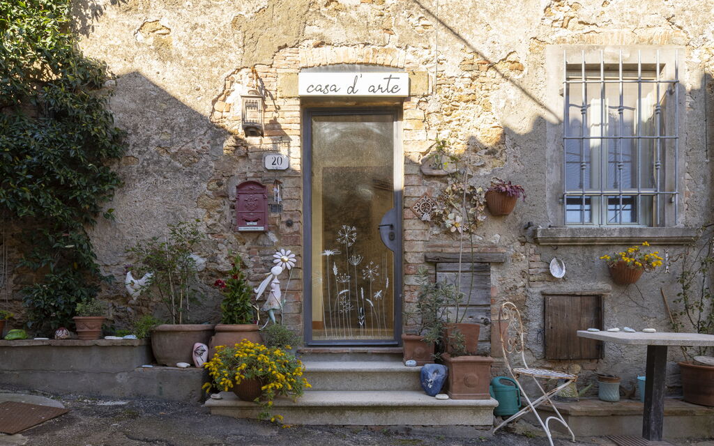 House in Sassa, Historic Tuscany Village, View: Autunno, Entrata Principale, Estate, Primavera