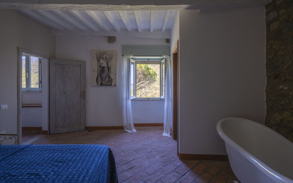 House in Sassa, Historic Tuscany Village, View: Autunno, Camera da letto, Estate, Primavera