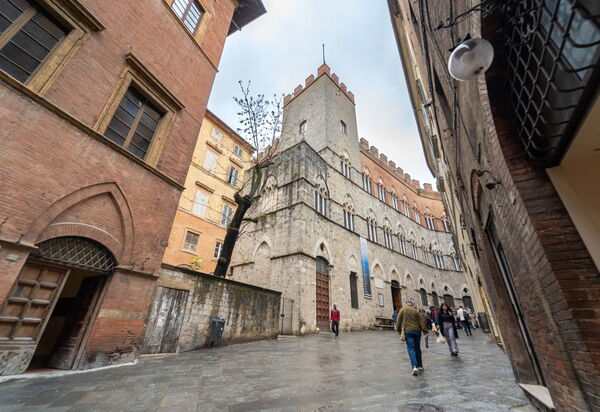 Le Loggine del Pignatello Apartment, Siena City: Activities, Autumn, Spring, Summer, Winter