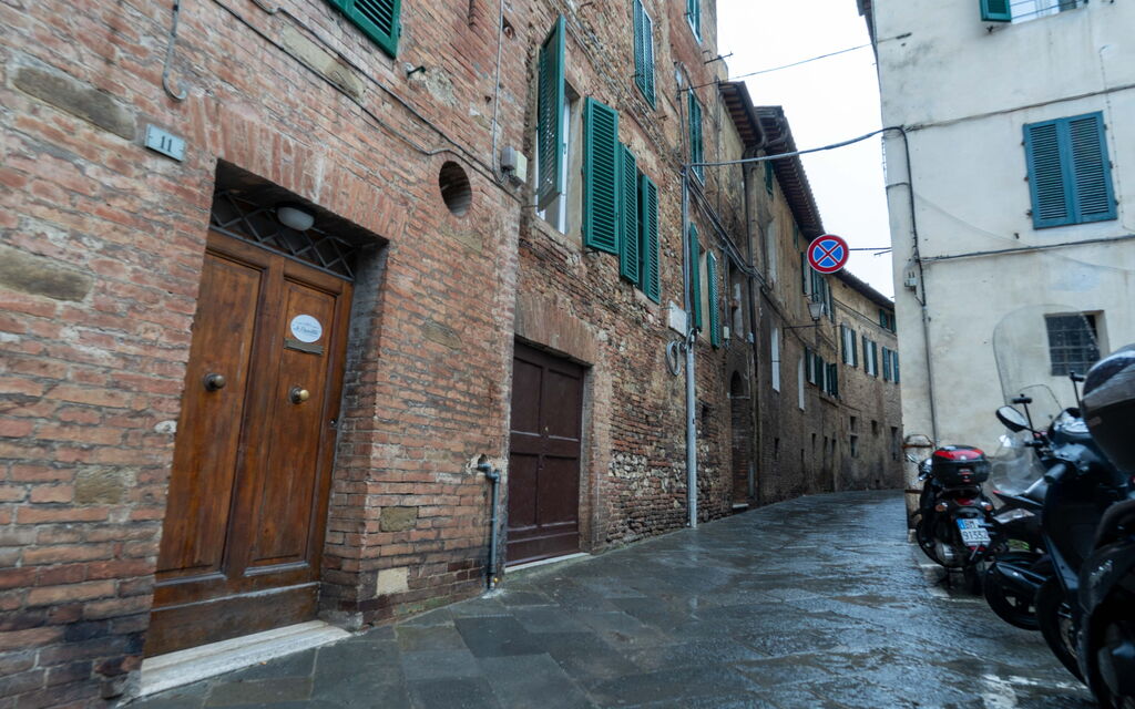 Le Loggine del Pignatello Apartment, Siena City: Autunno, Estate, Esterni, Inverno, Primavera