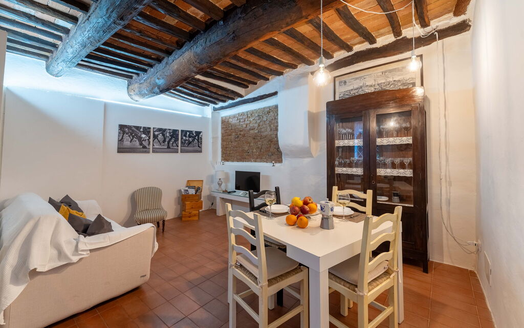 Le Loggine del Pignatello Apartment, Siena City: Autunno, Cucina, Estate, Primavera