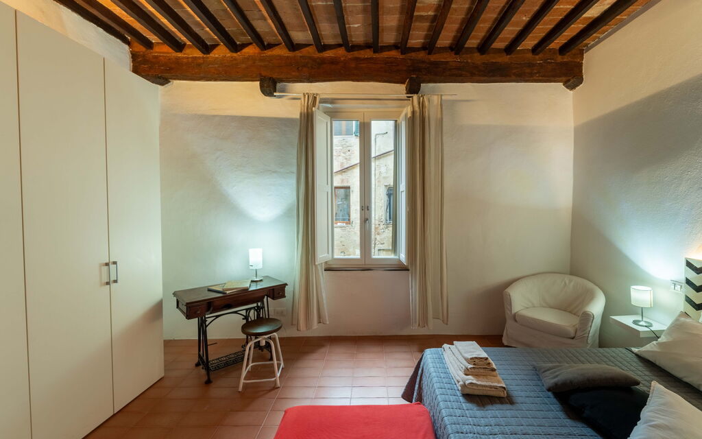 Le Loggine del Pignatello Apartment, Siena City: Autunno, Camera da letto, Estate, Inverno, Primavera