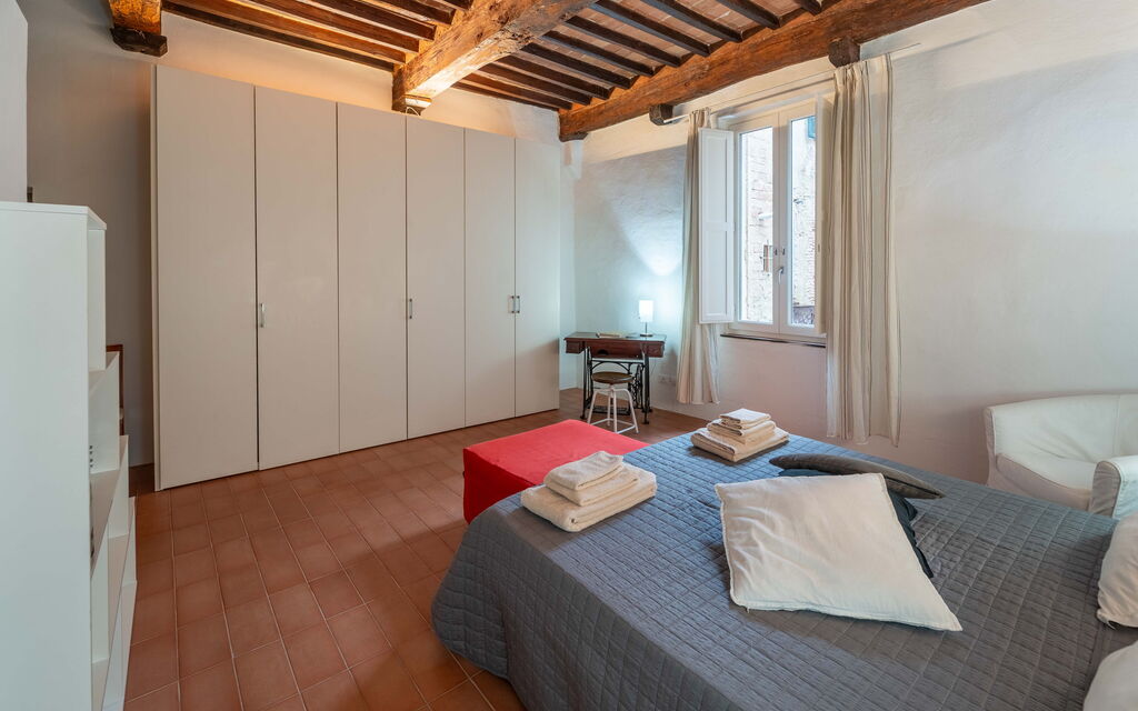 Le Loggine del Pignatello Apartment, Siena City: Autunno, Camera da letto, Estate, Inverno, Primavera